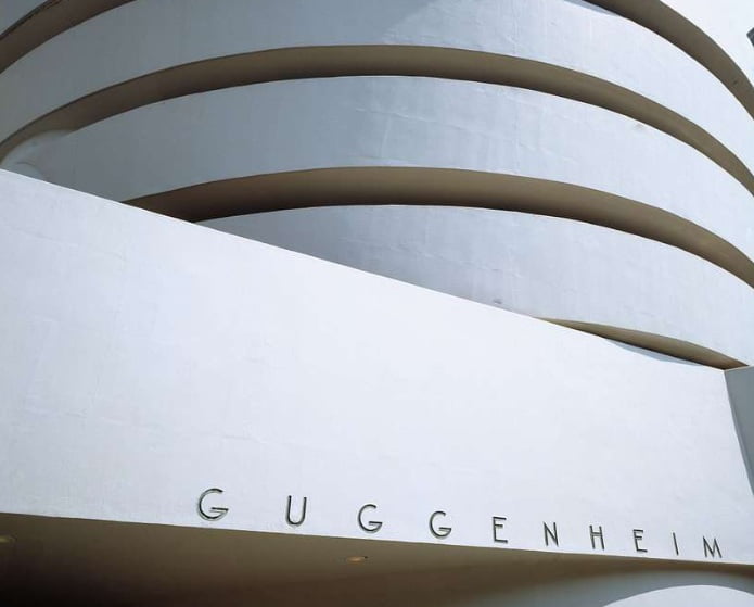 El Guggenheim de Nueva York: Un Símbolo de Vanguardia Artística y Arquitectónica en el Corazón de Manhattan