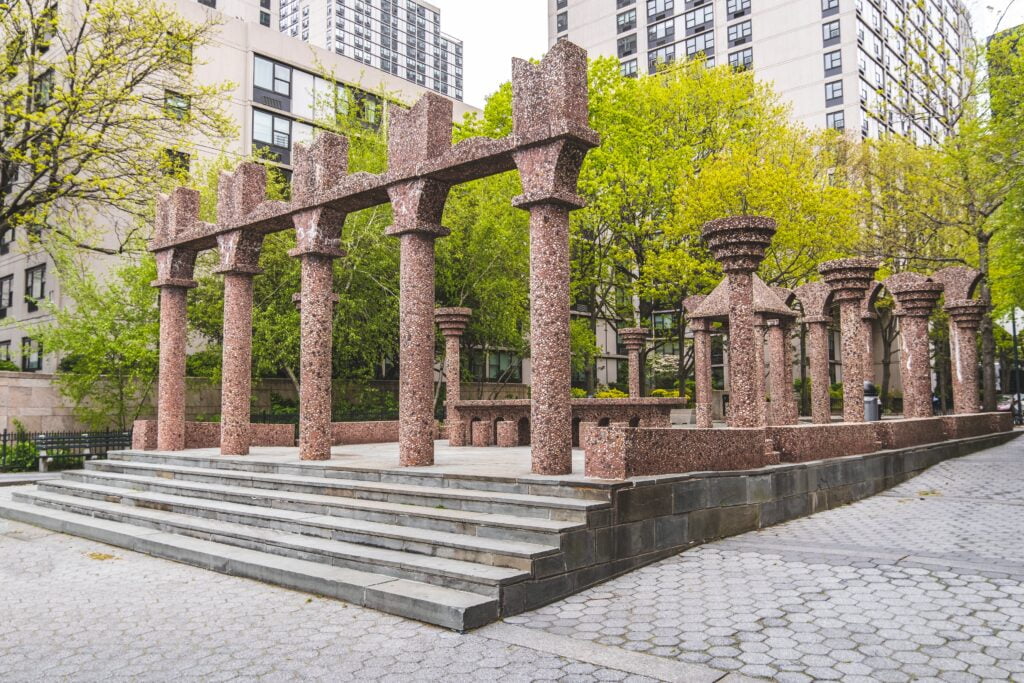 Los movimientos de conservación histórica en Nueva York y cómo han salvado estructuras icónicas