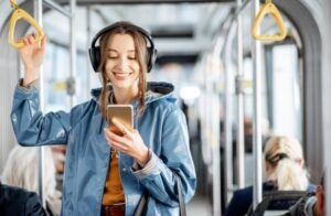 La evolución del transporte público y su impacto en la vida diaria
