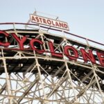 Luna Park de Coney Island: un viaje al pasado con diversión asegurada