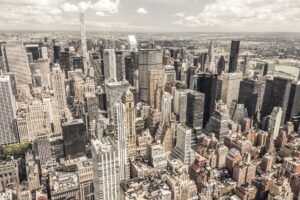 El hotel New Yorker: un viaje por la historia, la cultura y la ciencia de Nueva York
