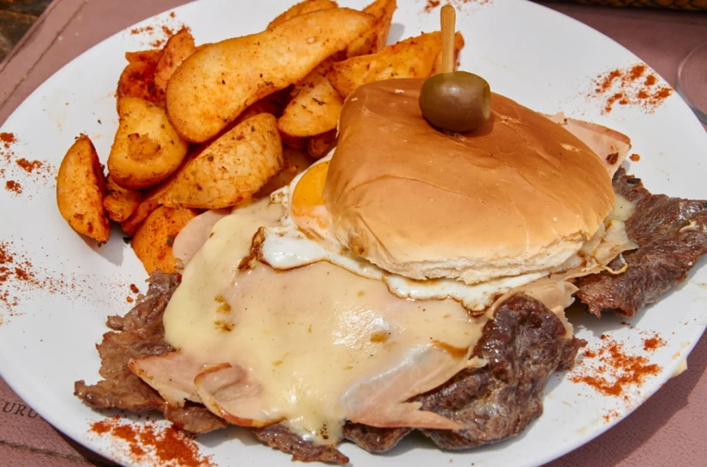 Sabores del Sur: Descubriendo los Restaurantes Uruguayos en Nueva York