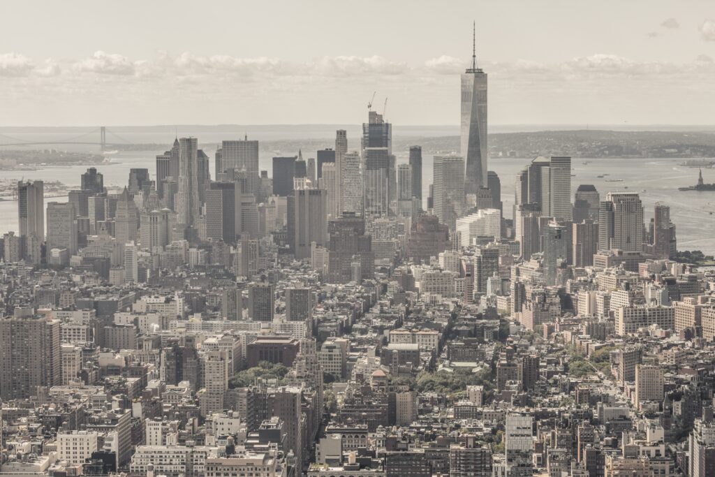Historia y Renacimiento de Stone Street en el Corazón Financiero de Manhattan