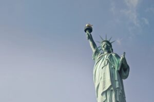 Best Western Plus Plaza Hotel: Comodidad y Accesibilidad en Queens, Nueva York