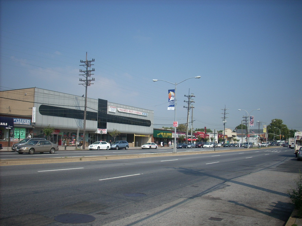 Descubre Howard Beach, Queens: Oasis Residencial en la Gran Manzana