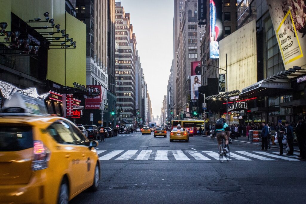 Descubriendo Nueva York: Guía Básica para el Viajero Principiante
