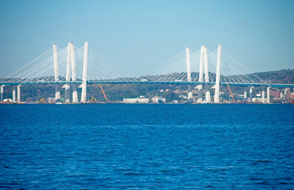 Renacimiento Sobre el Hudson: La Historia y Transformación del Puente Tappan Zee